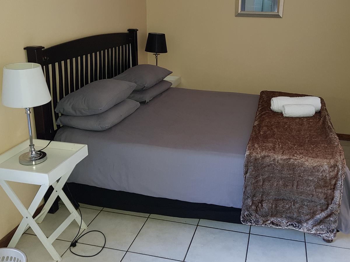 Kgosi Lodge Кимбърли Екстериор снимка