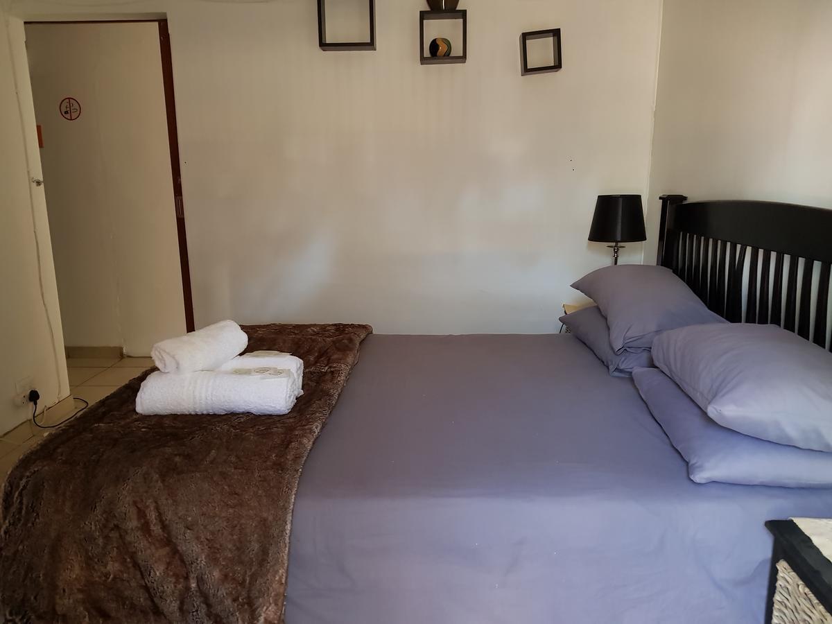 Kgosi Lodge Кимбърли Екстериор снимка