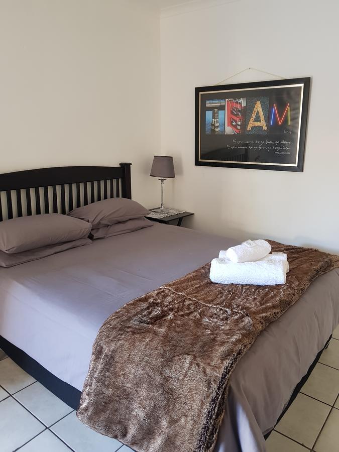 Kgosi Lodge Кимбърли Екстериор снимка